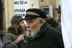 682V1742.jpg